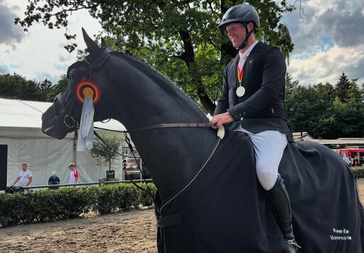 Vagabond wird Vize Weser-Ems-Meister unter Hendrik Sosath