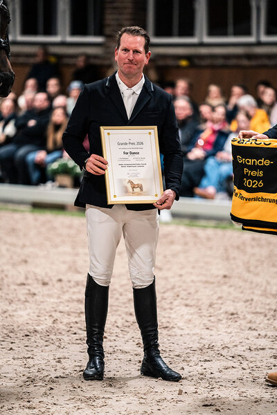 For Dance by For Romance out of Reverie by Rubiloh - Ehrentusch | Breeder: ZG Butkus, Overath  