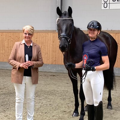 Oldenburg Main Premium mare Bella Morena by Moreno out of Bonita le Fleur by For Dance - Ampère | Breeder: Gerd Sosath, Lemwerder