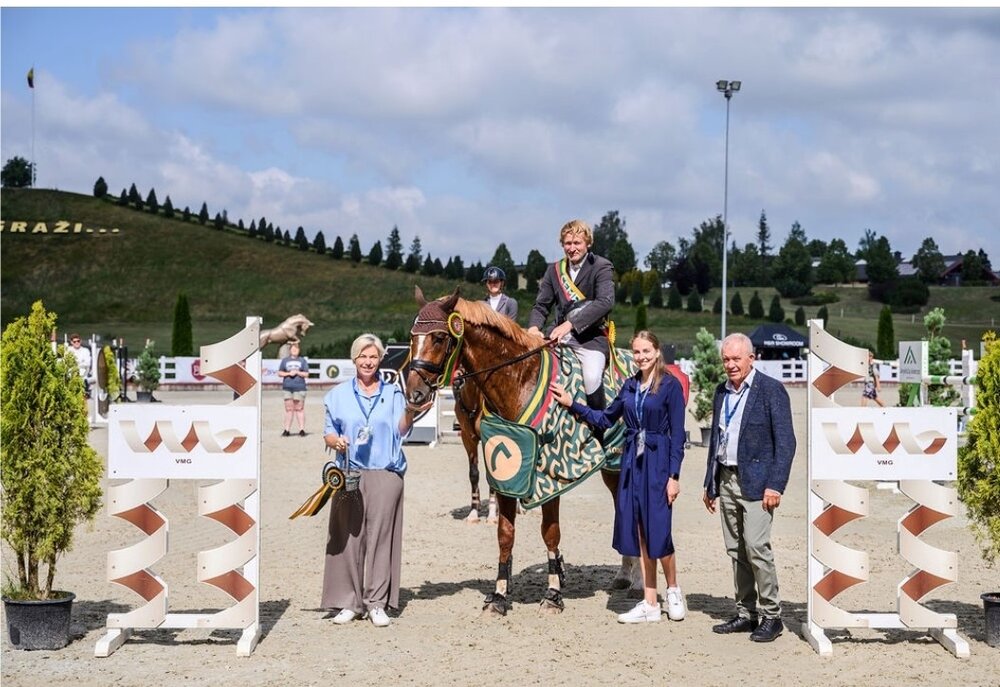 Oganix von Ogano aus der Silver Sun von Voltaire | Züchter: Eugenija Vičaitė, Litauen